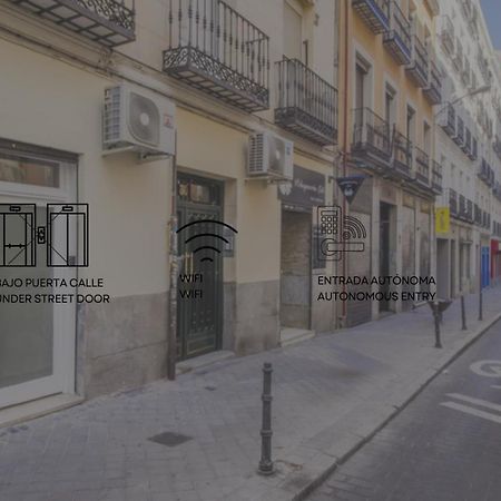 Cool Deluxe Interior Design A 2 Min De Gran Via Apartment Madrid Exterior photo