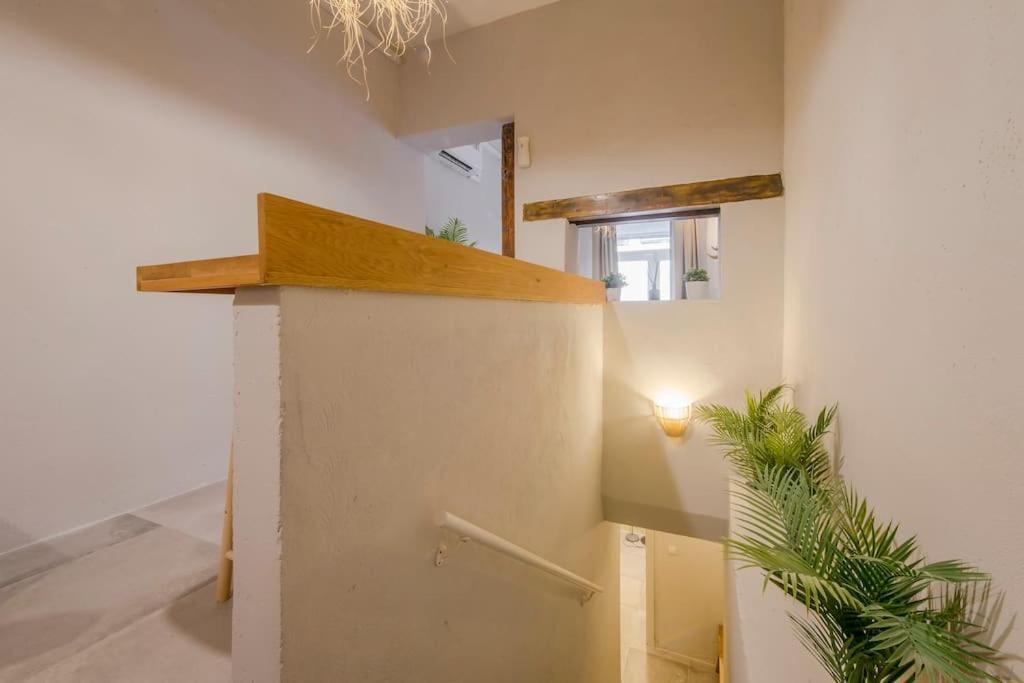 Cool Deluxe Interior Design A 2 Min De Gran Via Apartment Madrid Exterior photo